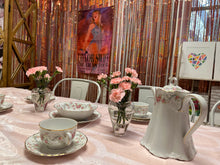 Load image into Gallery viewer, Swift-Tea or Princess Tea