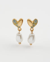 Load image into Gallery viewer, Forget-Me-Not Heart & Pearl Earrings