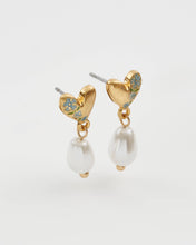 Load image into Gallery viewer, Forget-Me-Not Heart &amp; Pearl Earrings
