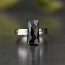 Load image into Gallery viewer, Ring w/ Black Onyx Rectangle on a Hammered Band  (Gunmetal): 7
