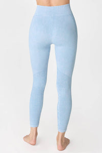 Vintage Lined Crop Leggings: Vintage Sky