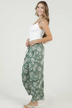 Load image into Gallery viewer, Green Floral Pants with Side Pockets
