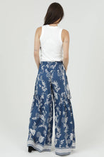 Load image into Gallery viewer, Wide Leg Blue Print Pants
