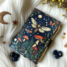 Load image into Gallery viewer, Leather Journal Blank Vintage Notebook with Mushroom Print
