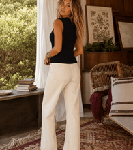 Load image into Gallery viewer, Sleevless Button Up Ribbed Top
