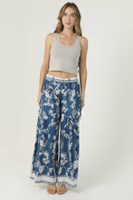 Load image into Gallery viewer, Wide Leg Blue Print Pants
