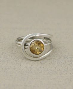 Sterling Silver Loop Ring with Citrine Gemstone: Size 8