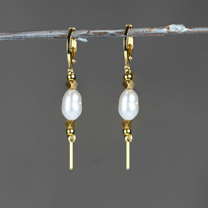 Huggie w/ Freshwater Pearl Drop Earrings