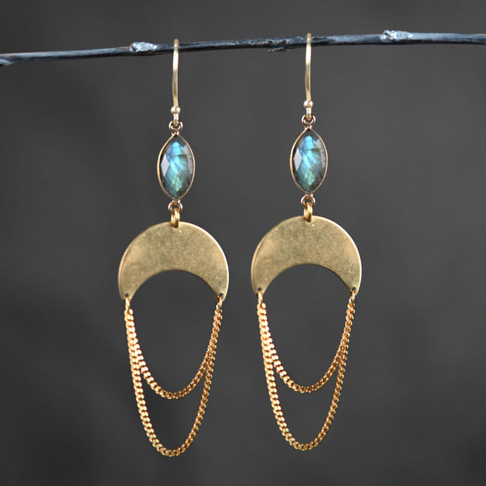 Brass Balance w/ Semi Precious & Draped Chain: Golden Rutile