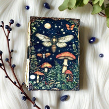 Load image into Gallery viewer, Leather Journal Blank Vintage Notebook with Mushroom Print
