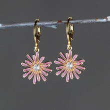 Load image into Gallery viewer, Beautiful Enamel Flower w/ Inset Crystal &amp; Golden Huggie : Pink
