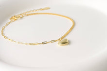 Load image into Gallery viewer, 18k Gold Vermeil Mixed Chain Heart Bracelet
