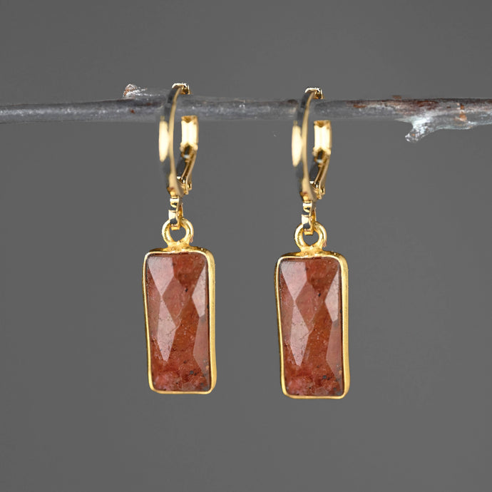 Golden Huggie with Rectangle Semi Precious Earrings: Strawberry Quartz